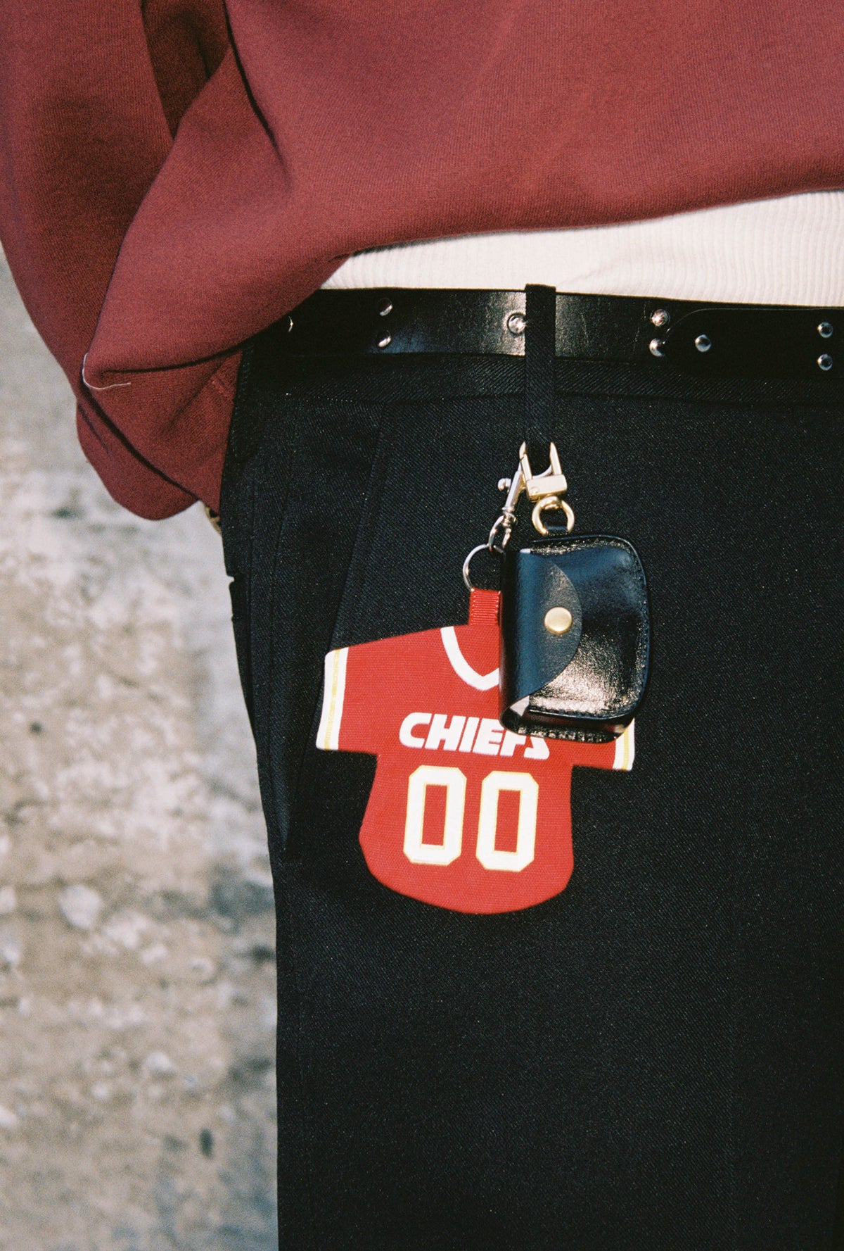 Maximum Henry AirPods Case Black